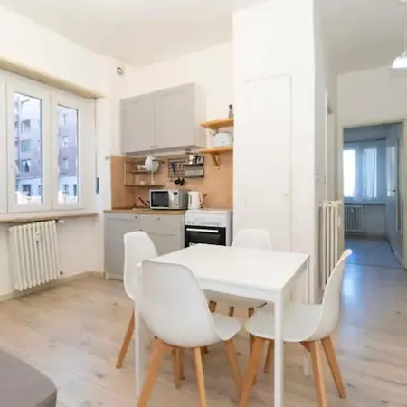 Flat, Strategic Position Appartement *