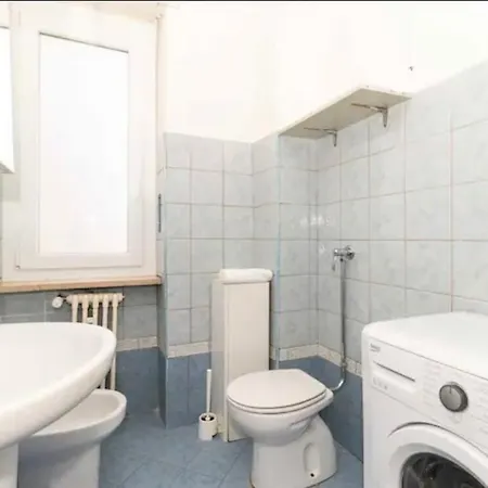 Flat, Strategic Position Apartment