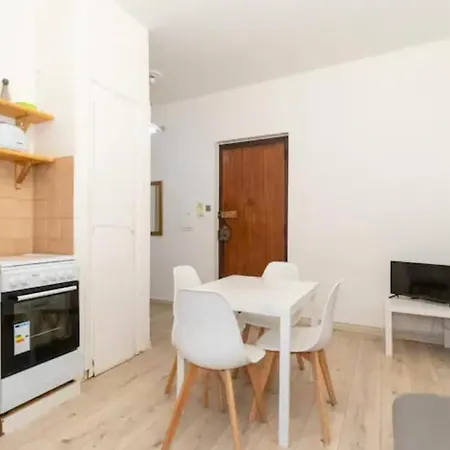 Flat, Strategic Position Turin