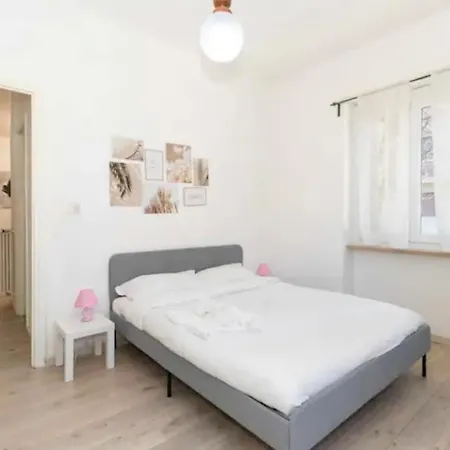 Apartment Flat, Strategic Position *